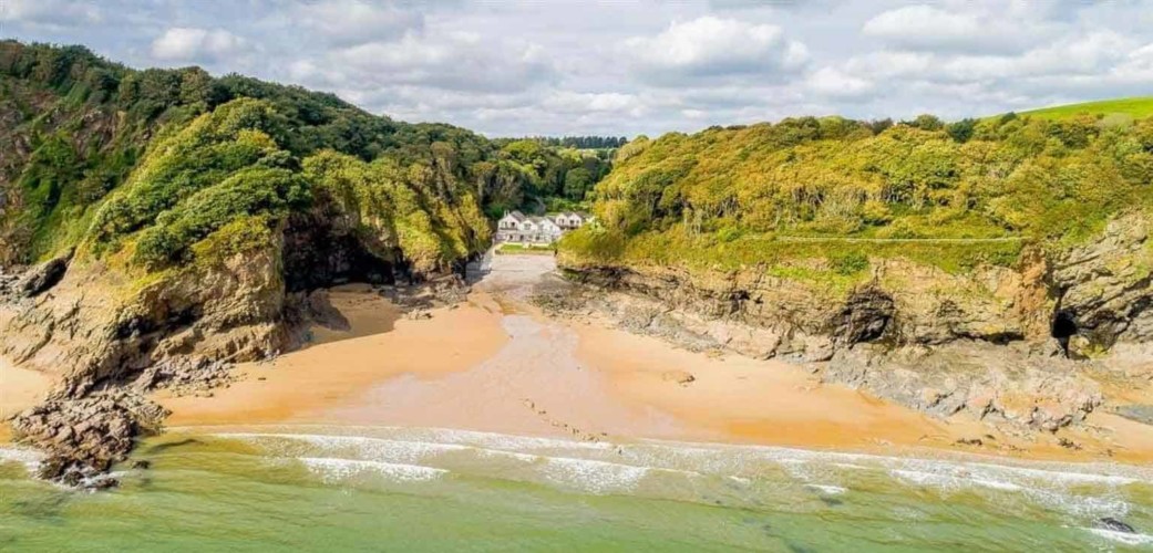Tenby Manor for 28 guests in South Wales - Exclusive Use UK